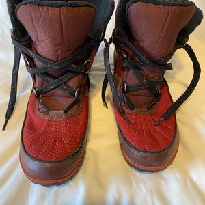 SOREL TIVOLI IV SNOW BOOT size 9.5 red